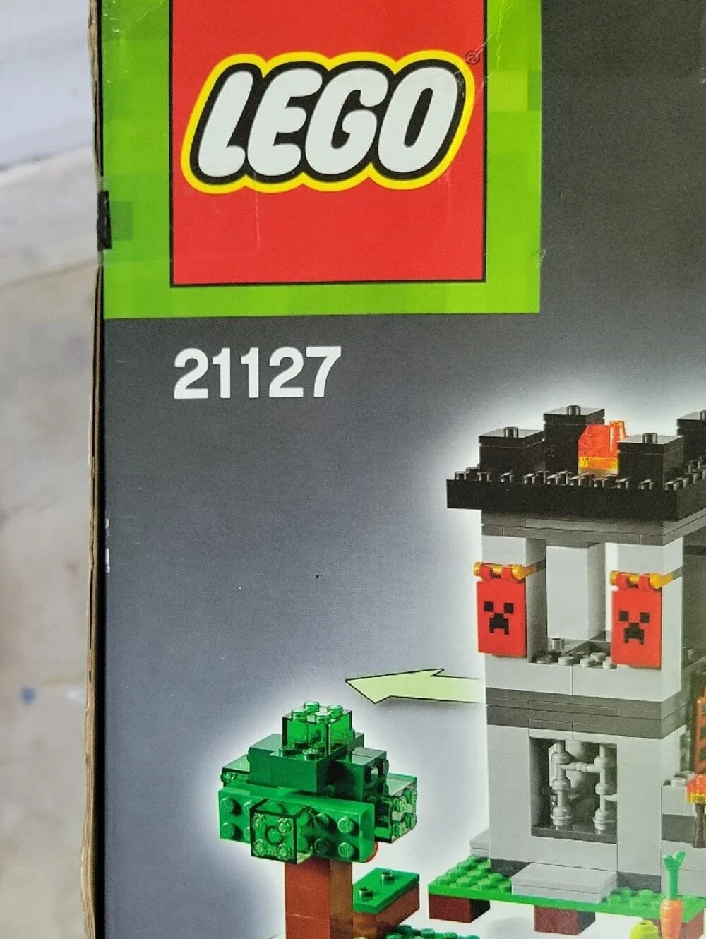 Lego Minecraft Fortress Building Set - Green, Black, Gray